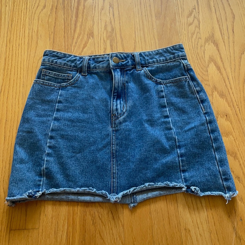 Forever 21 jean skirt size medium